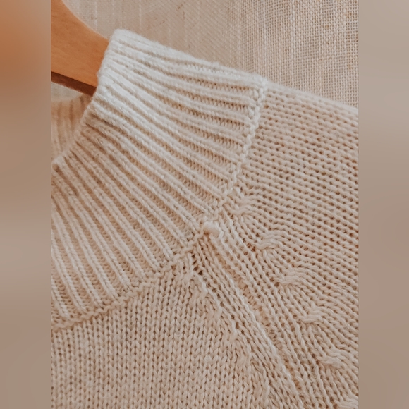 Cloud white knit sweater - Picture 5 of 5